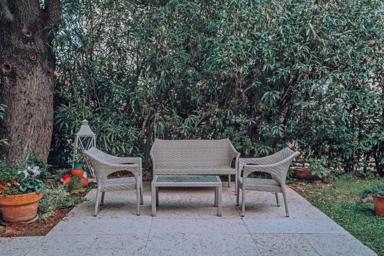 Bed&Breakfast Relax In The Lake Ντεζεντσάνο ντελ Γκάρντα Εξωτερικό φωτογραφία